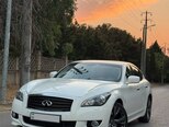 Infiniti Q70S-1