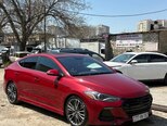 Hyundai Elantra-3