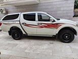 Mitsubishi L200-4