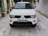 Mitsubishi L200-1