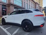 Jaguar F-Pace-16