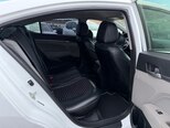 Hyundai Elantra-13