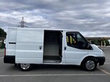 Ford Transit-10