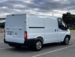 Ford Transit-6