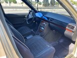 Mercedes 200 D-11