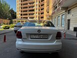 Volkswagen Polo-2