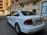 Volkswagen Polo-9