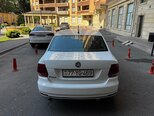 Volkswagen Polo-5