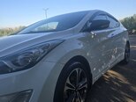 Hyundai Elantra-3