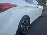 Hyundai Elantra-6