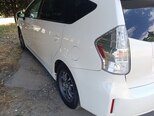 Toyota Prius V-4