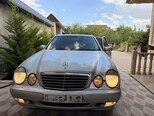 Mercedes E 240-6