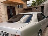 Mercedes E 240-3