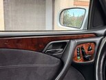 Mercedes E 240-8