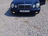 Mercedes E 230-5