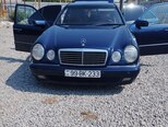 Mercedes E 230-1