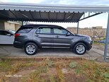 Ford Explorer-3