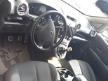Kia Carens-5