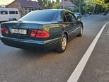 Mercedes E 240-7