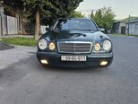 Mercedes E 240-2