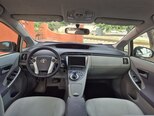 Toyota Prius-11
