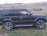 Mitsubishi Pajero-7