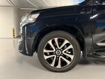 Toyota Land Cruiser-16
