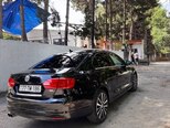 Volkswagen Jetta-10