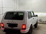 LADA (VAZ) Niva-8