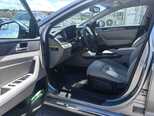 Hyundai Sonata-8