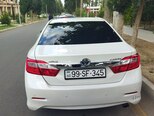 Toyota Camry-5