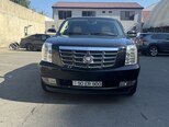 Cadillac Escalade-1