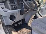 Ford Transit-9