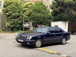 Mercedes E 200-2