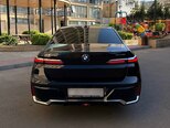 BMW i7-5