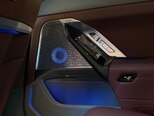 BMW i7-19