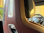 BMW i7-18