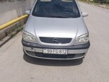 Opel Zafira-1