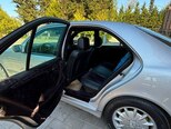 Mercedes E 220-11