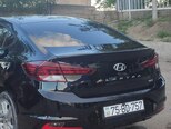 Hyundai Elantra-6