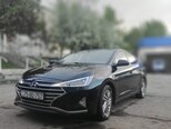 Hyundai Elantra-1
