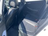 Hyundai Accent-6