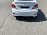 Hyundai Accent-4