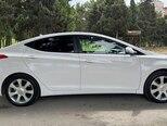 Hyundai Elantra-14
