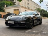 Porsche Panamera 4S-1