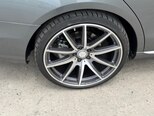Mercedes E 300-11