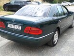 Mercedes E 240-5