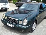 Mercedes E 240-1
