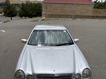 Mercedes E 220-3