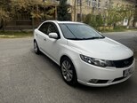 Kia Cerato-5